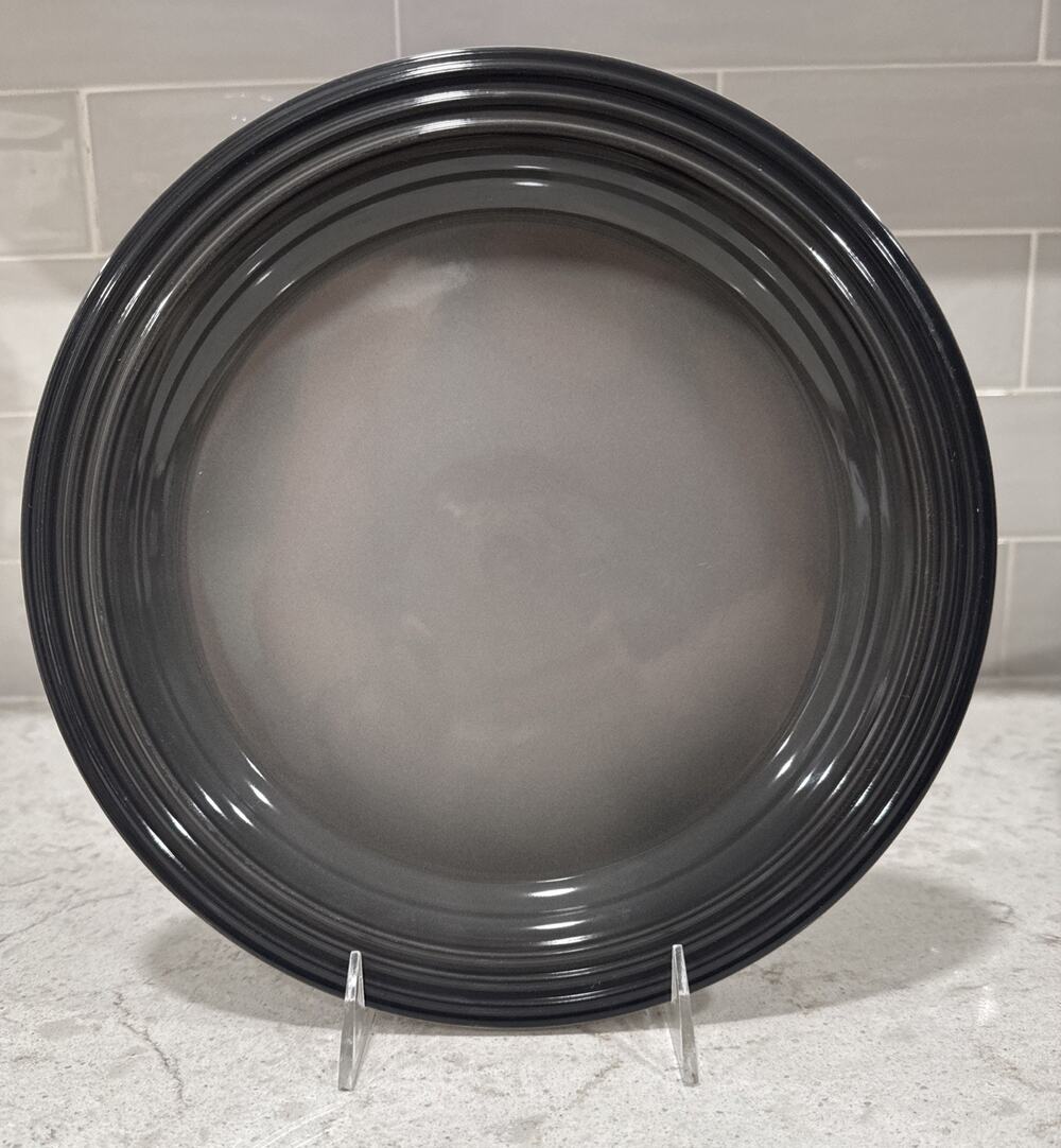 LE CREUSET 10.5” FLINT Dark Gray Ombré 27cm Vancouver Dinner Plate NEW